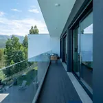 Paradise 4* Geres