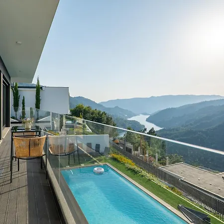 Guest house Paradise Geres