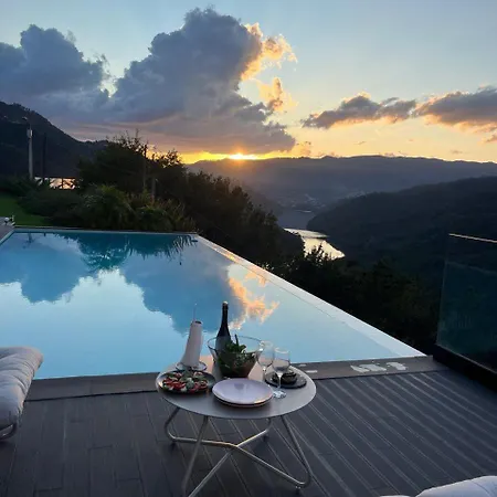 Paradise Guest house 4*