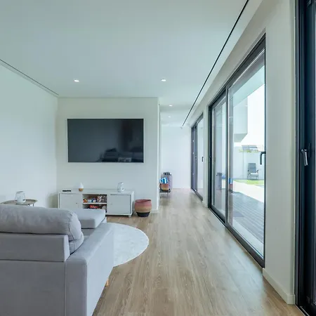 Paradise Guest house 4*