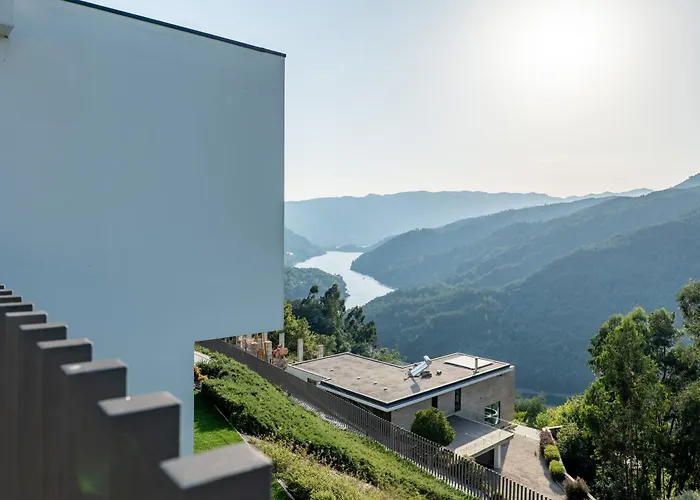 בית הארחה Paradise 3*