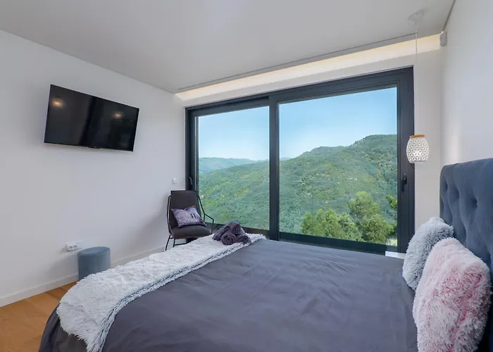 בית הארחה Paradise 3*